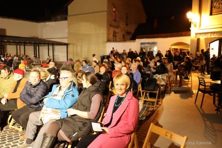 Smo smetilci tega planeta (5)